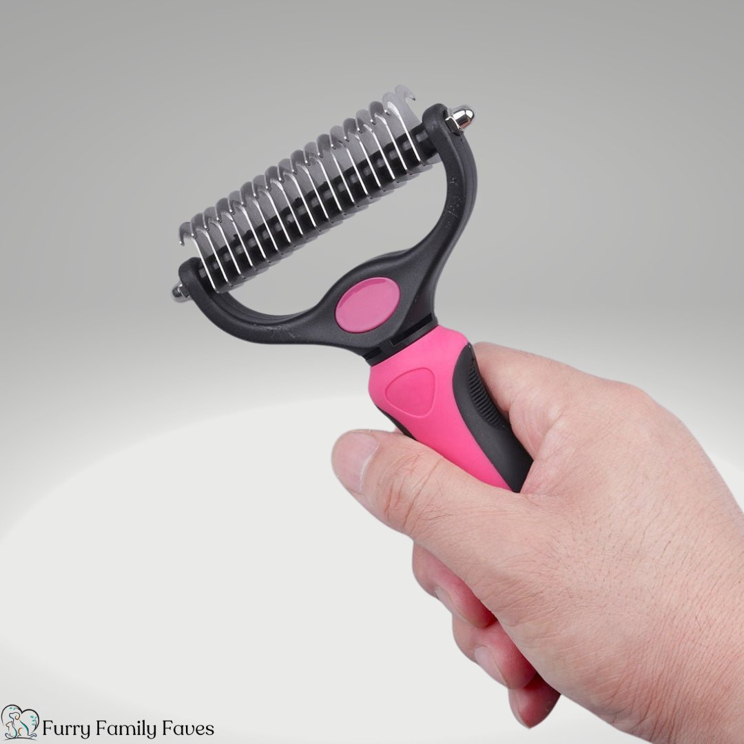 Double-Sided Pet Grooming Comb for Tangle-Free Fur - Furry Family Faves