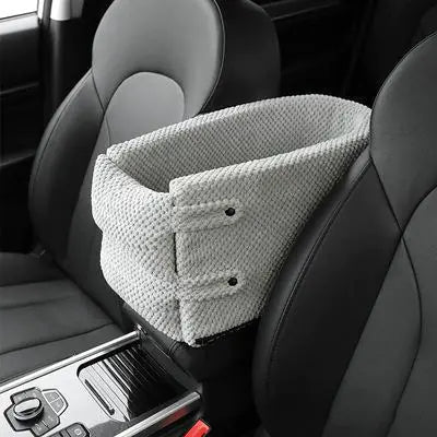 Pet Safety Seat - Furry Family Faves