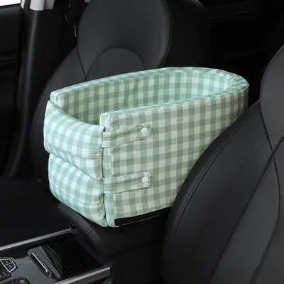 Pet Safety Seat - Furry Family Faves