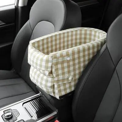 Pet Safety Seat - Furry Family Faves