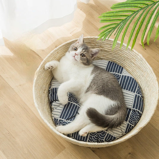 Cat Straw Bed Basket Design - Furry Family Faves